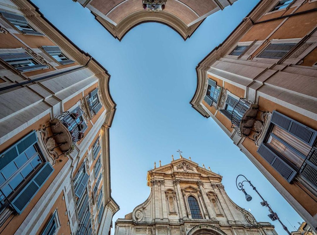 The Best (and Worst) Places to Exchange Your Currency